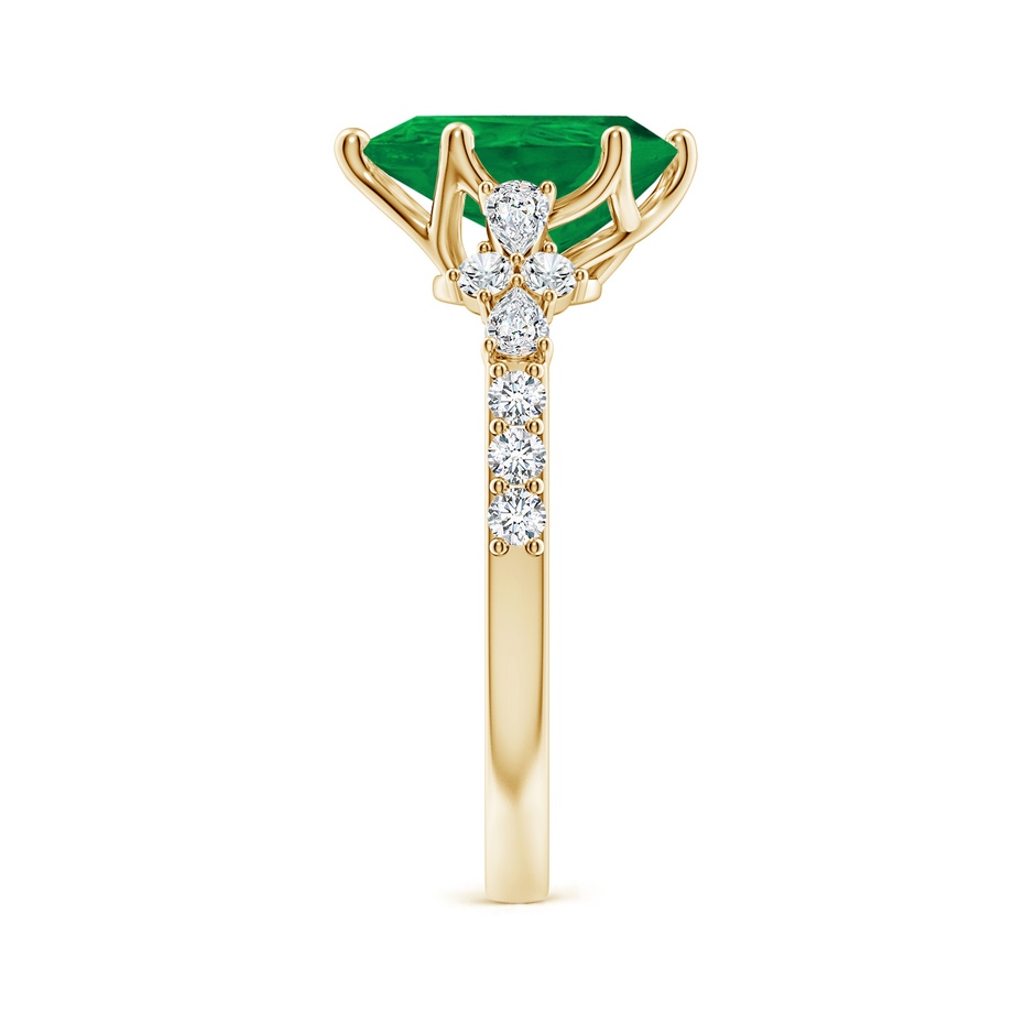 10x8mm AA Pear-Shaped Emerald Side Stone Engagement Ring with Accents in Yellow Gold side 299