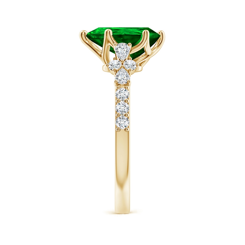 10x8mm AAAA Pear-Shaped Emerald Side Stone Engagement Ring with Accents in Yellow Gold side 299