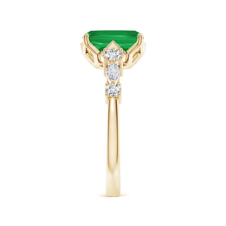 9x7mm A Classic Cushion Rectangular Emerald Side Stone Engagement Ring in Yellow Gold side 299