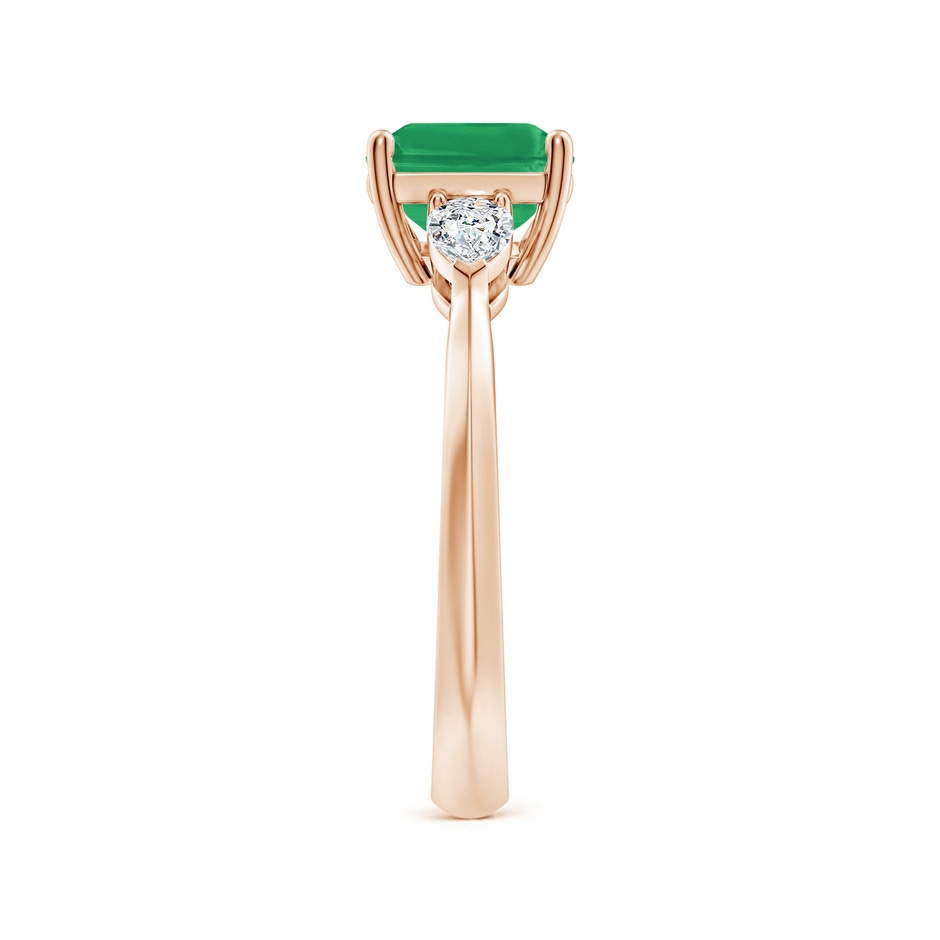 9x7mm A Classic East-West Emerald-Cut Emerald Side Stone Engagement Ring in Rose Gold side 299