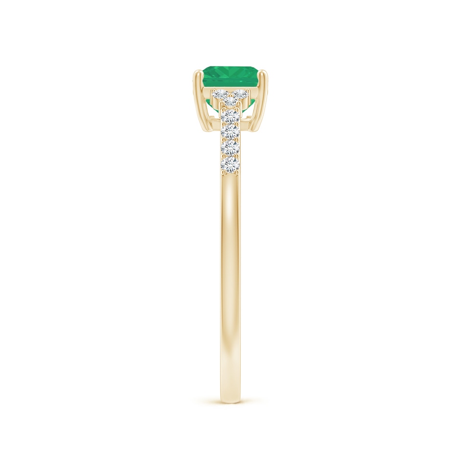 7x5mm A East-West Emerald-Cut Emerald Side Stone Engagement Ring in Yellow Gold side 299