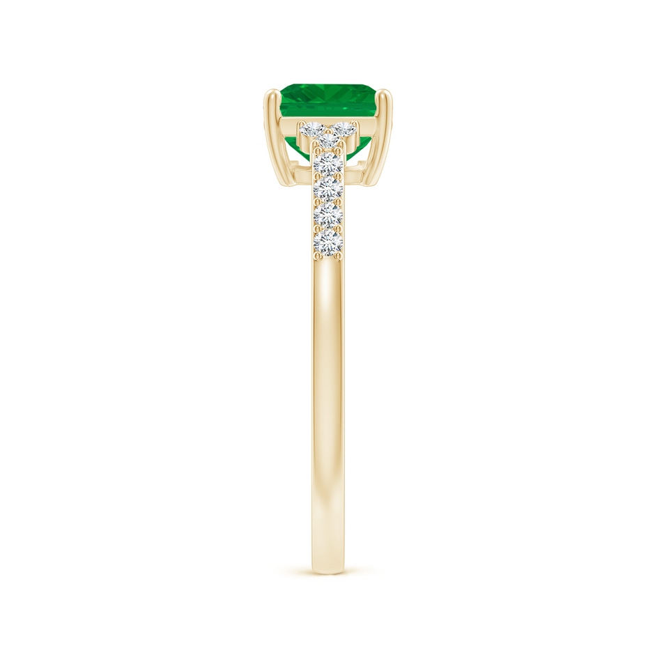 8x6mm AA East-West Emerald-Cut Emerald Side Stone Engagement Ring in Yellow Gold side 299