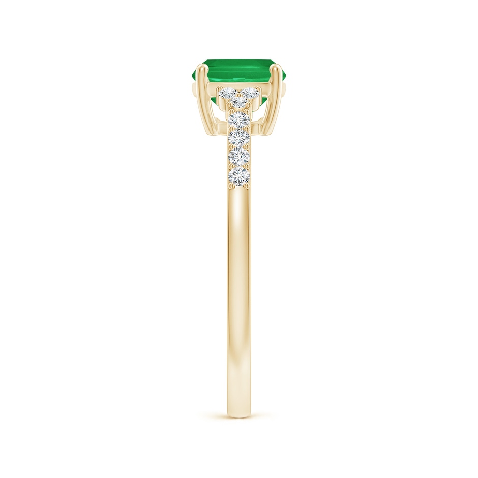8x6mm A East-West Cushion Rectangular Emerald Side Stone Engagement Ring in Yellow Gold side 299