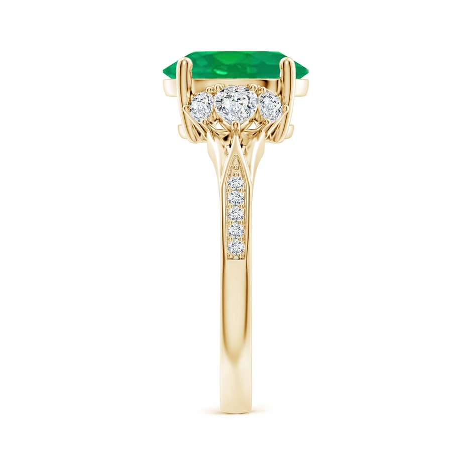 10x8mm AA Oval Emerald Engagement Ring with Pear Diamonds in Yellow Gold side 299