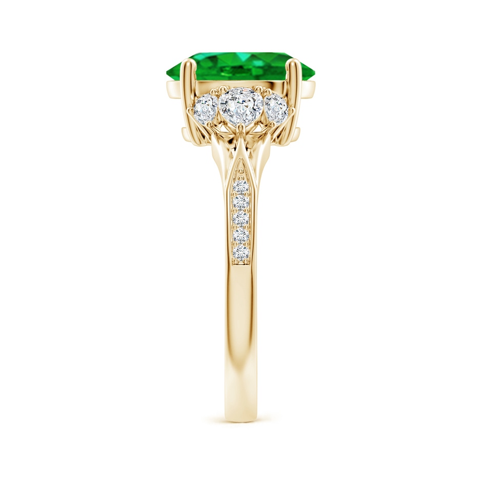 10x8mm AAAA Oval Emerald Engagement Ring with Pear Diamonds in Yellow Gold side 299