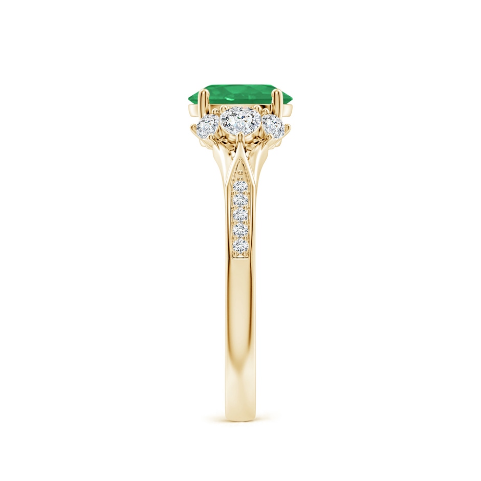 7x5mm A Oval Emerald Engagement Ring with Pear Diamonds in Yellow Gold side 299