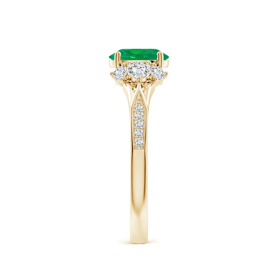 7x5mm AA Oval Emerald Engagement Ring with Pear Diamonds in Yellow Gold side 299