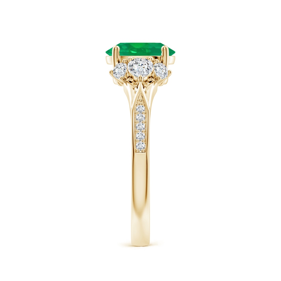 8x6mm AA Oval Emerald Engagement Ring with Pear Diamonds in Yellow Gold side 299