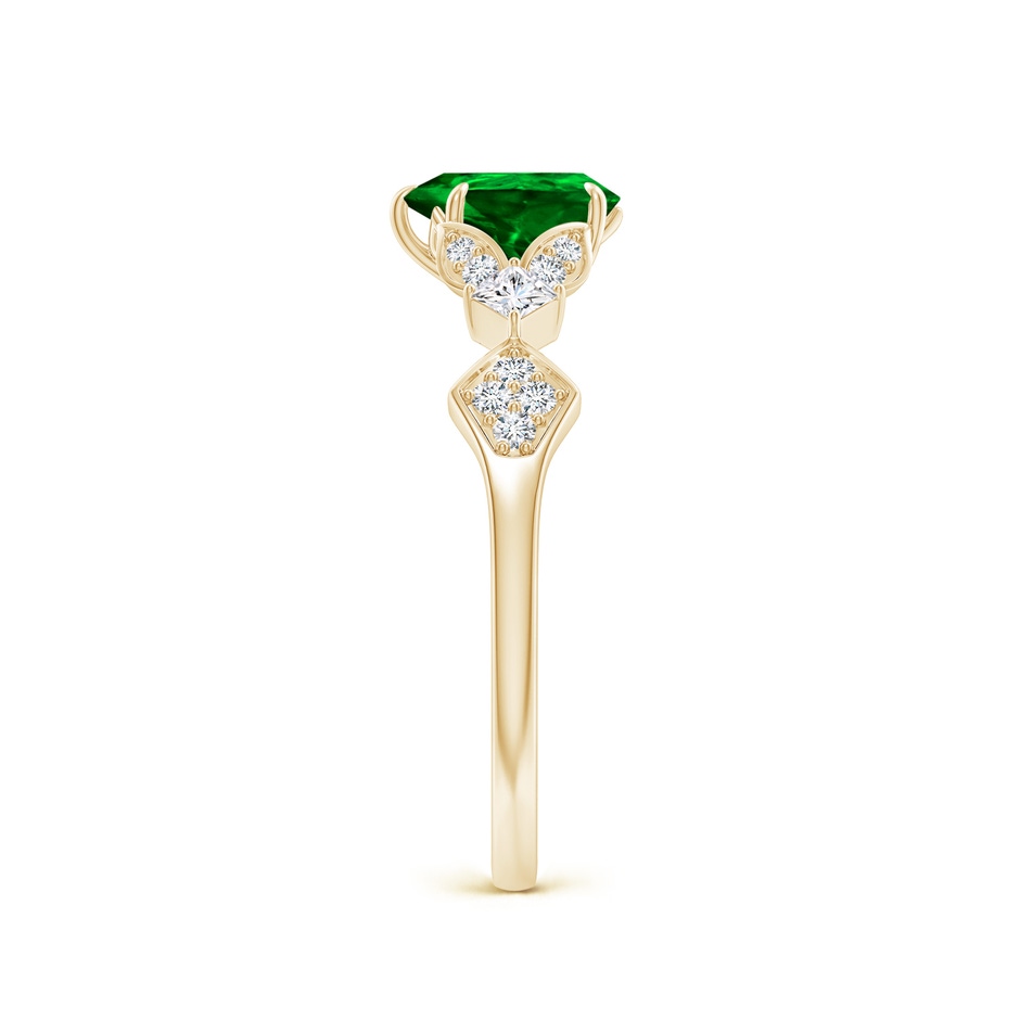 7x5mm AAAA Vintage Style Pear Emerald Engagement Ring with Leaf Motifs in Yellow Gold side 299
