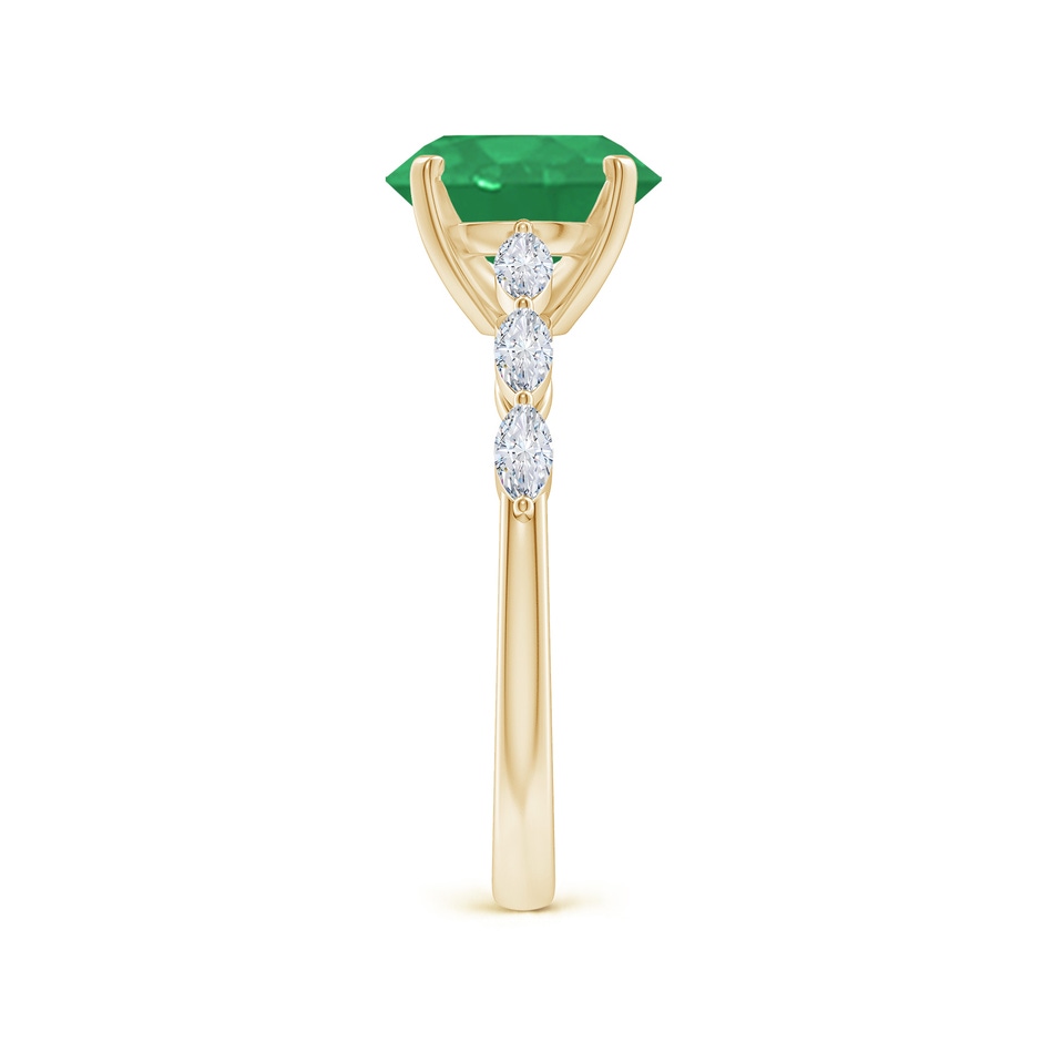 9x7mm A Oval Emerald Engagement Ring with Marquise Diamonds in Yellow Gold side 299