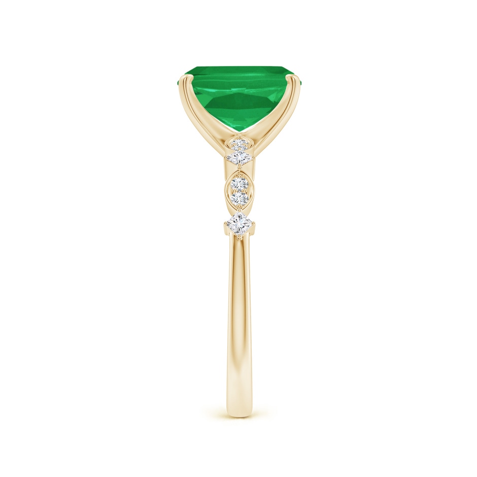 9x7mm A Cushion Rectangular Emerald Engagement Ring with Marquise Motifs in Yellow Gold side 299