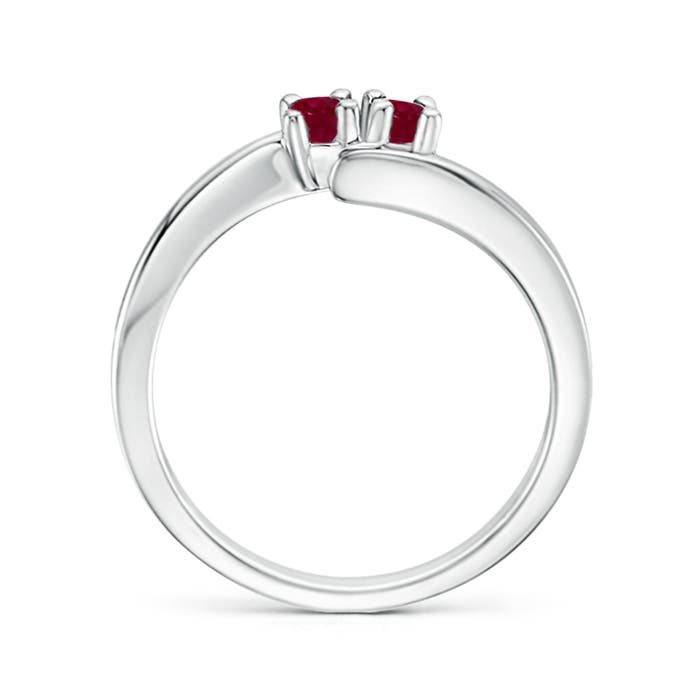 A - Ruby / 0.3 CT / 14 KT White Gold