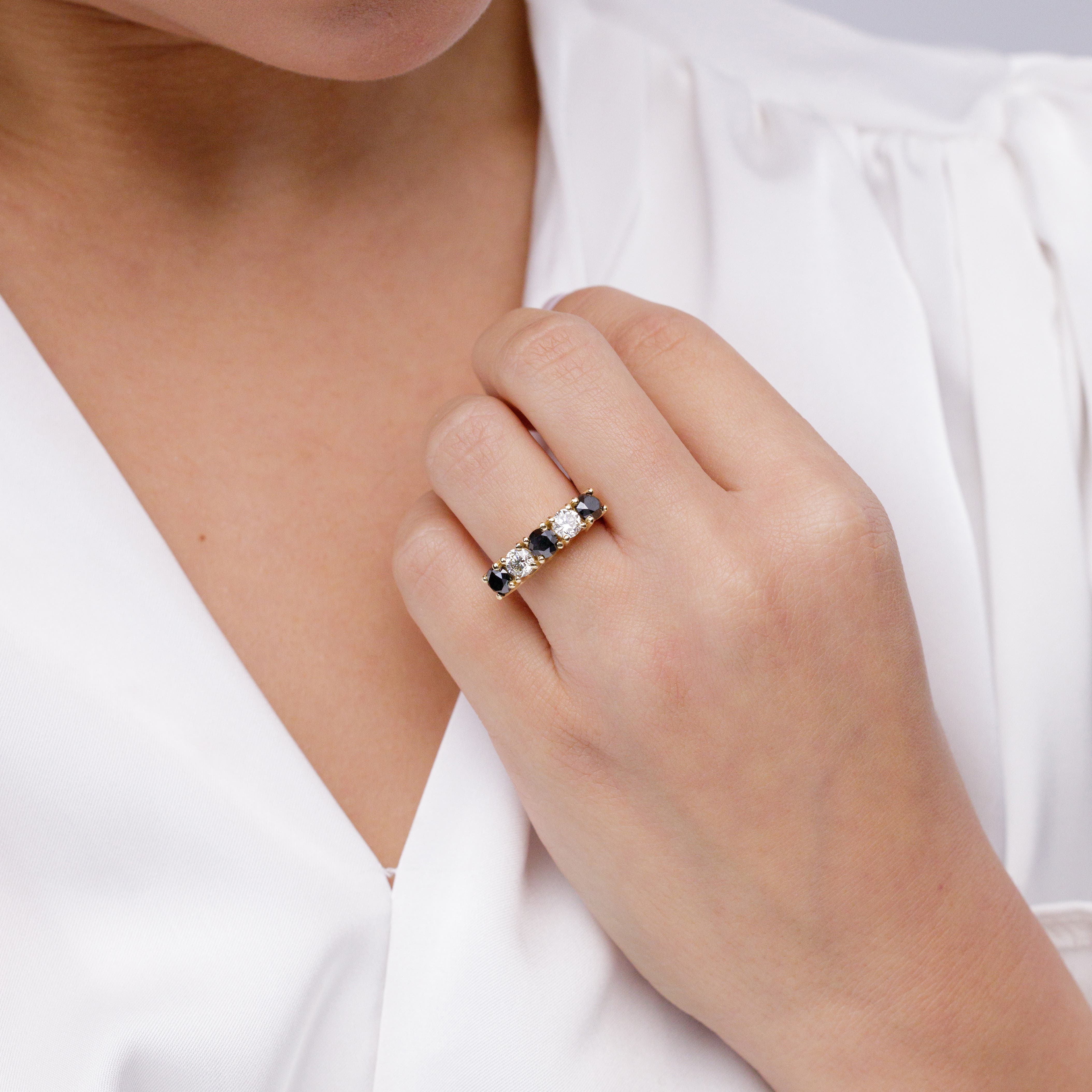 WRD_SR0101BKDD lifestyle image - lifestyle 5