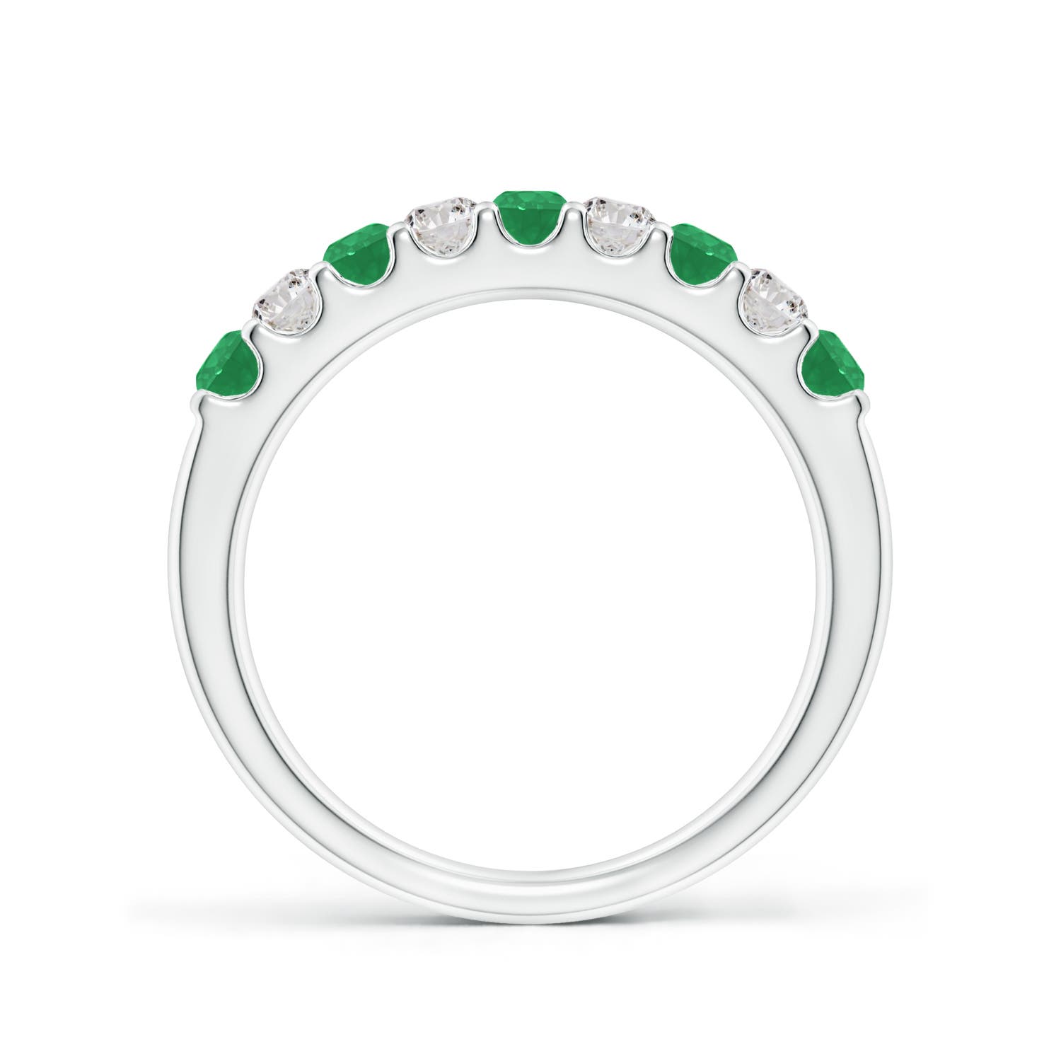 A - Emerald / 0.59 CT / 14 KT White Gold