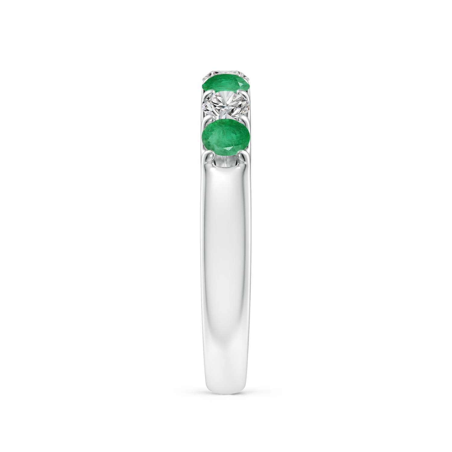 A - Emerald / 0.79 CT / 14 KT White Gold