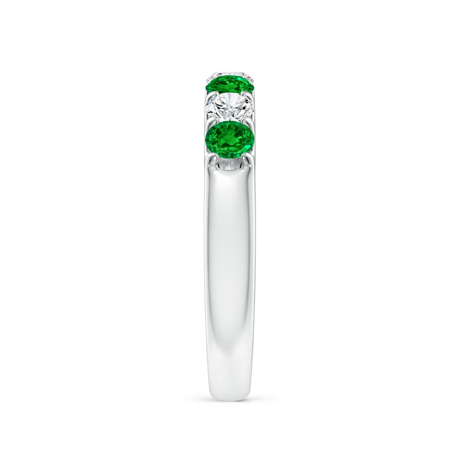 AAAA - Emerald / 0.79 CT / 14 KT White Gold