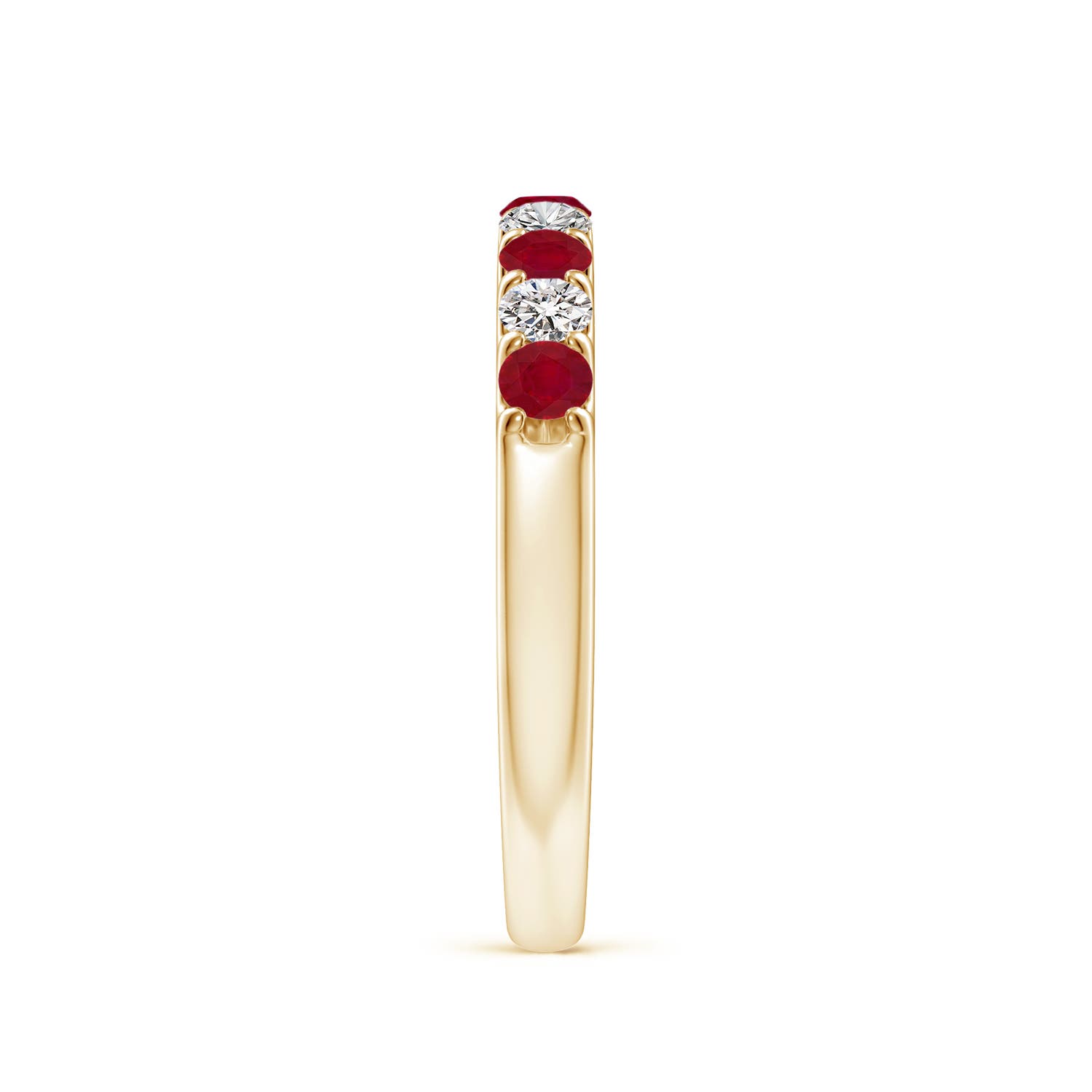 AA - Ruby / 0.73 CT / 14 KT Yellow Gold