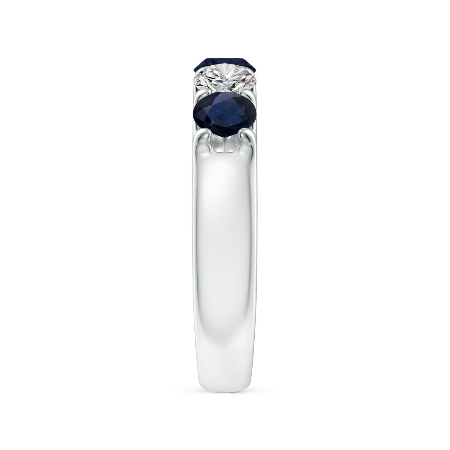 A - Blue Sapphire / 1.65 CT / 14 KT White Gold