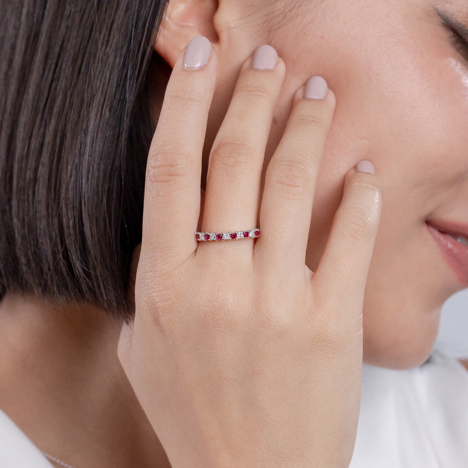 WRGD_SR0702RD lifestyle image - lifestyle 4