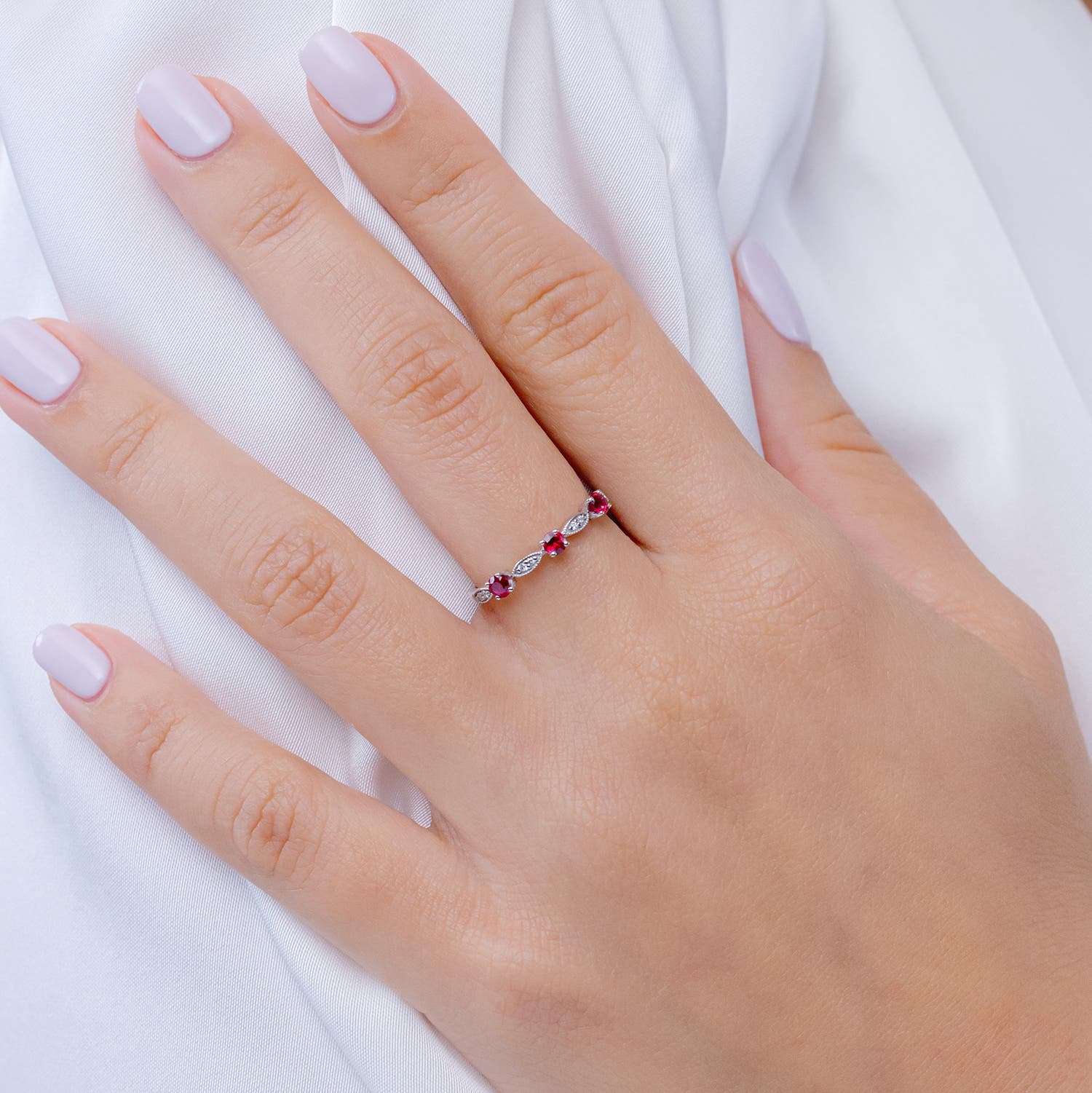 WRGD_SR1483RD lifestyle image - lifestyle 4