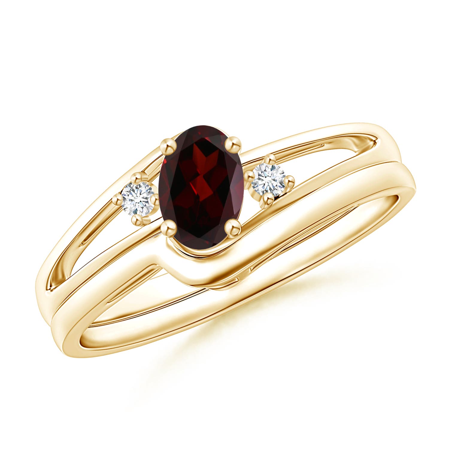 A - Garnet / 0.57 CT / 14 KT Yellow Gold