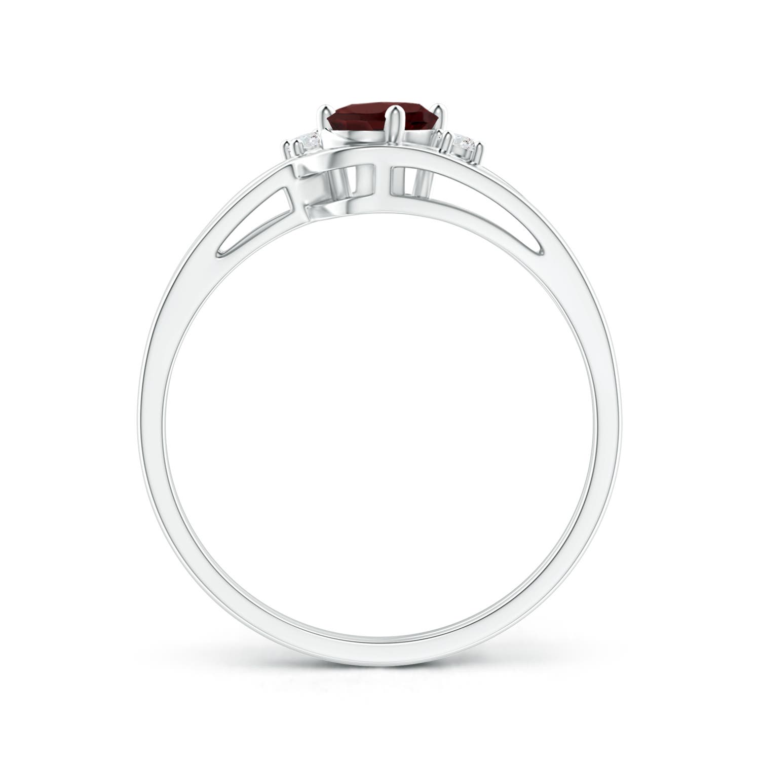 AA - Garnet / 0.57 CT / 14 KT White Gold