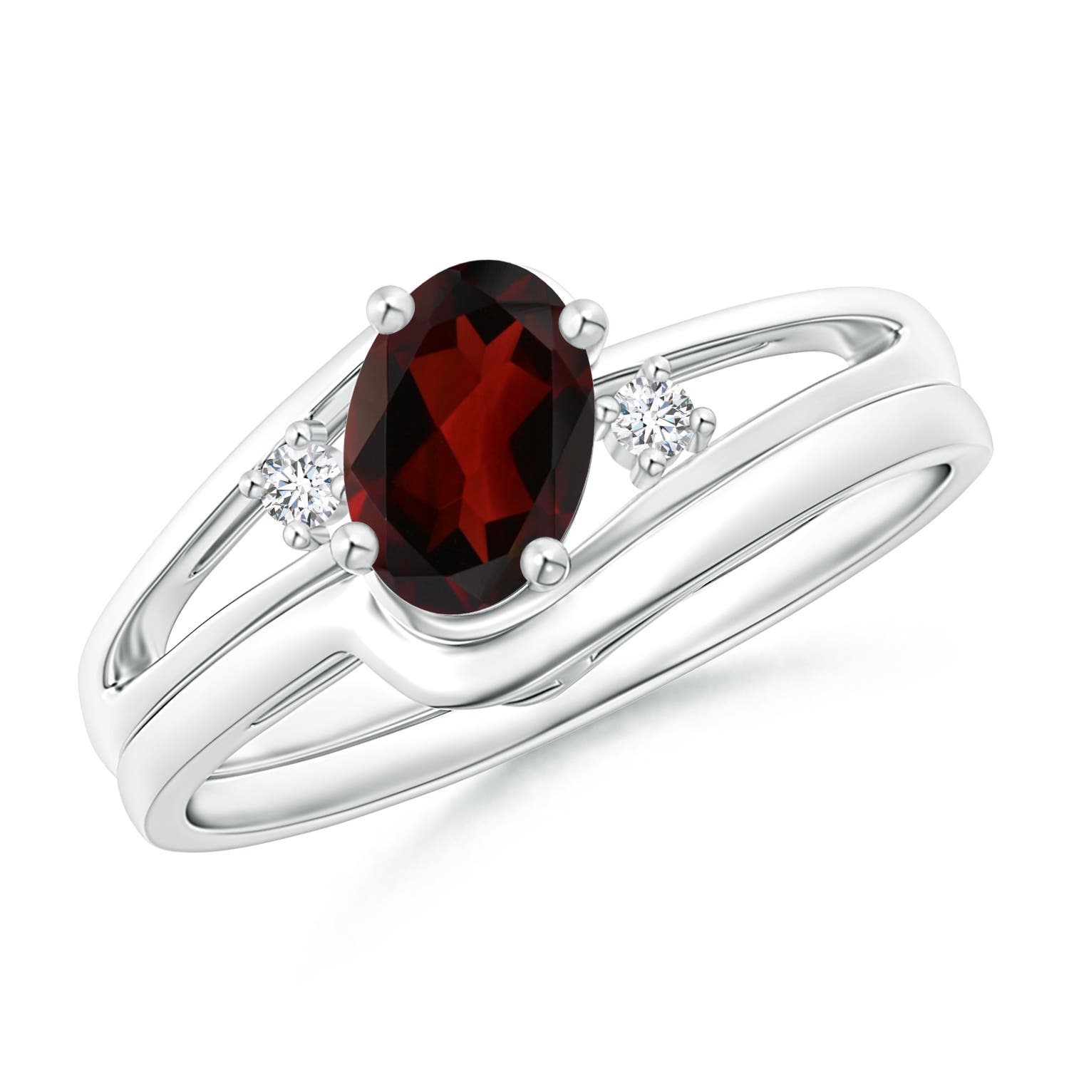 AA - Garnet / 0.93 CT / 14 KT White Gold