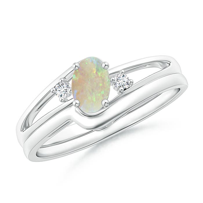 AAA - Opal / 0.3 CT / 14 KT White Gold