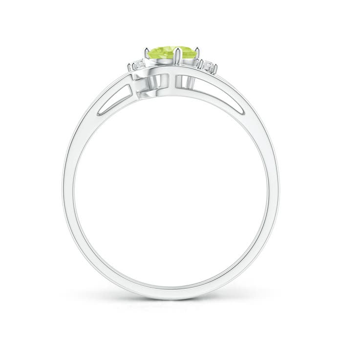 A - Peridot / 0.5 CT / 14 KT White Gold