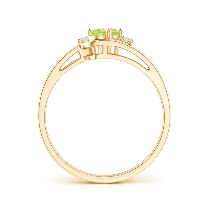 6x4mm A Split Shank Peridot Engagement Ring with Wedding Band in Yellow Gold product image