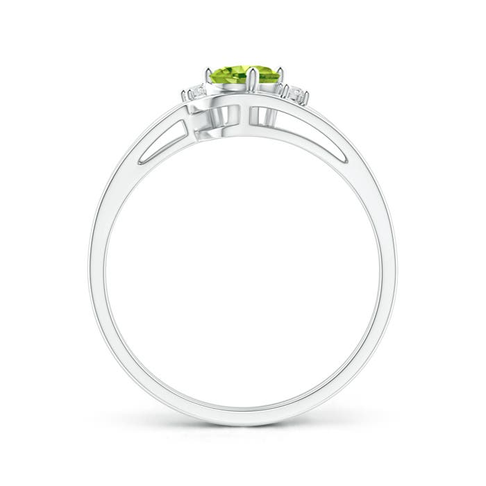 AAA - Peridot / 0.5 CT / 14 KT White Gold