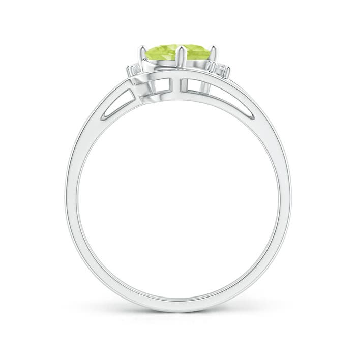 A - Peridot / 0.88 CT / 14 KT White Gold