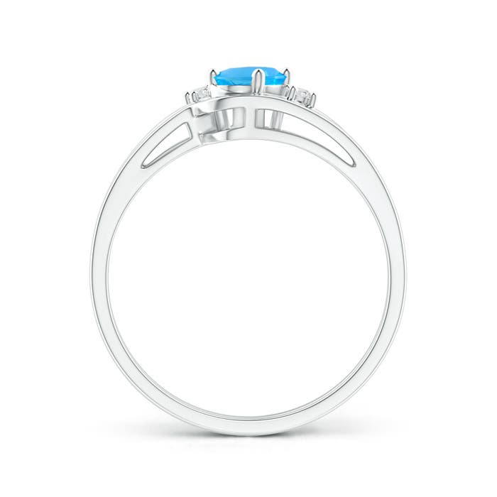 AAA - Swiss Blue Topaz / 0.56 CT / 14 KT White Gold