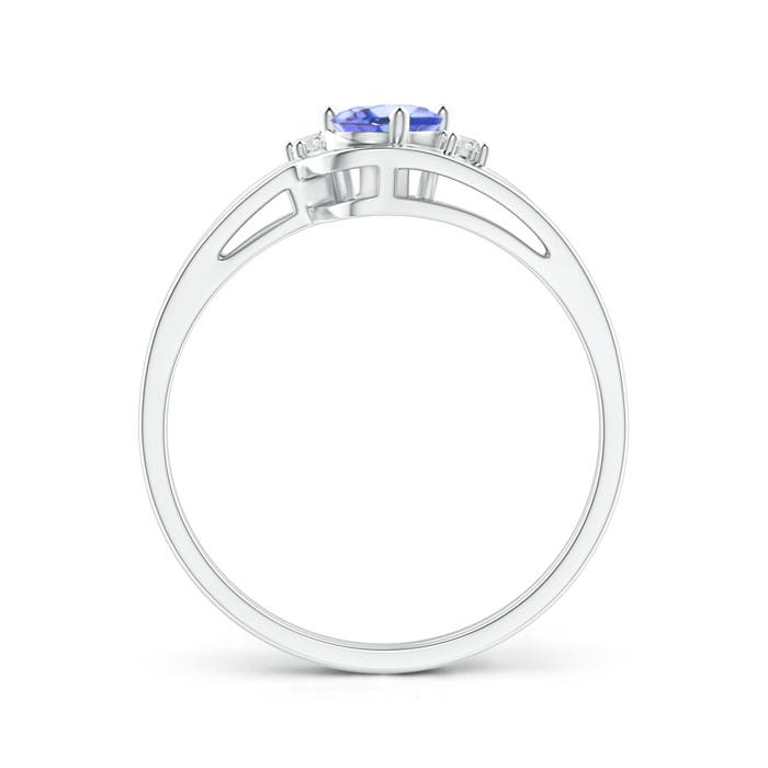 AA - Tanzanite / 0.47 CT / 14 KT White Gold