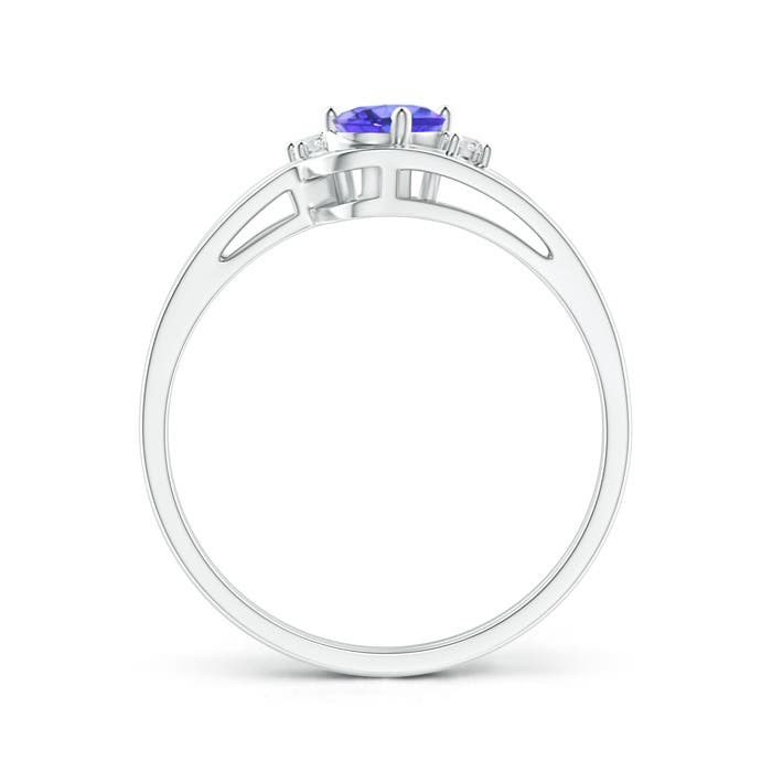 AAA - Tanzanite / 0.47 CT / 14 KT White Gold