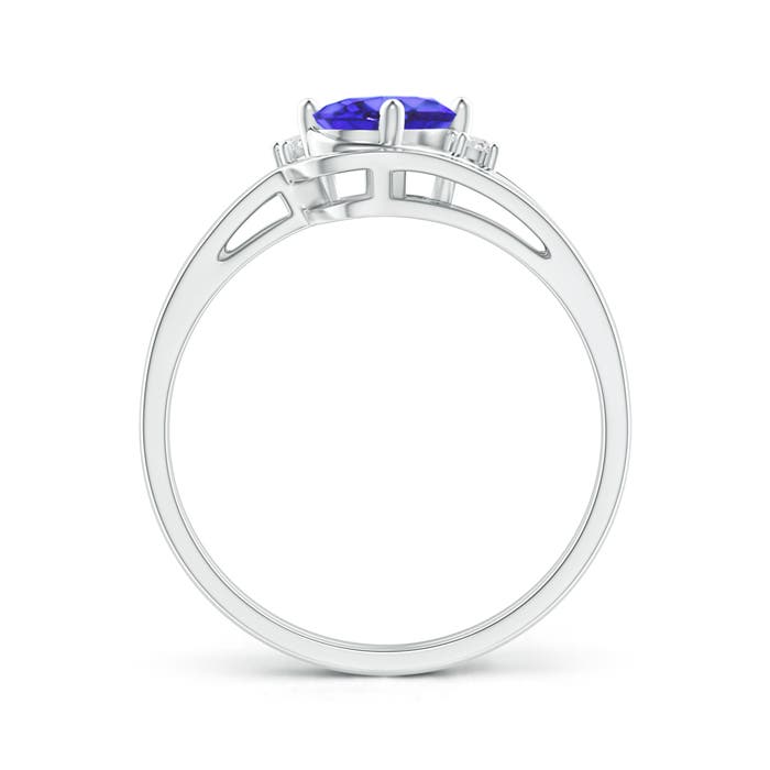 AA - Tanzanite / 0.83 CT / 14 KT White Gold