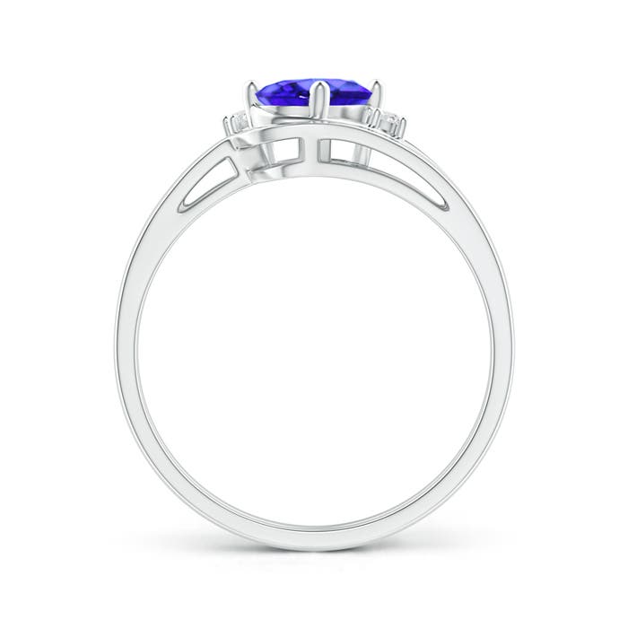 AAA - Tanzanite / 0.83 CT / 14 KT White Gold