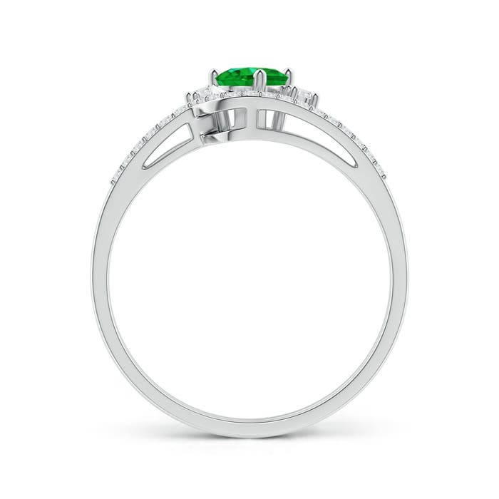 AAAA - Emerald / 0.53 CT / 14 KT White Gold