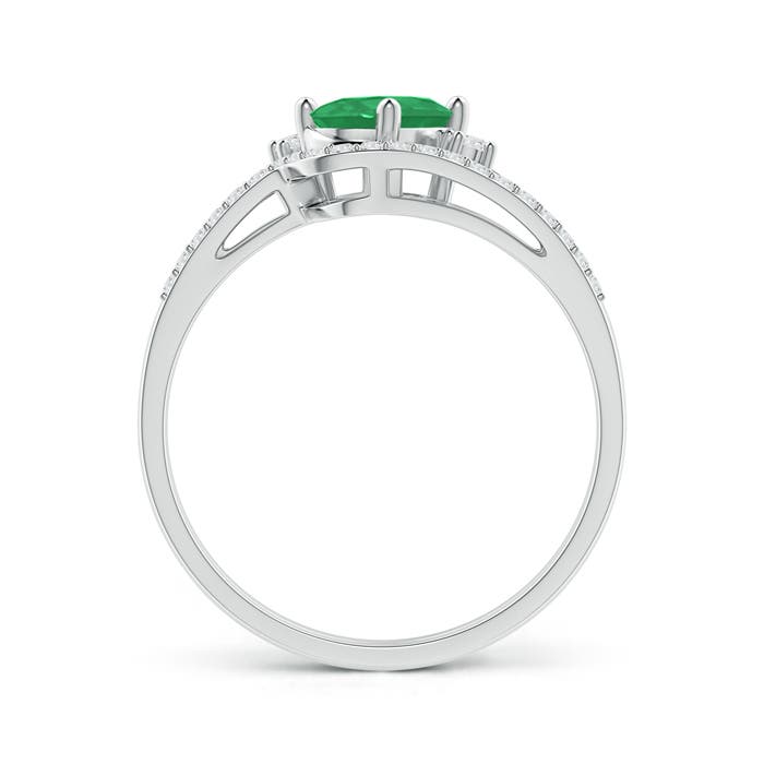 A - Emerald / 0.79 CT / 14 KT White Gold