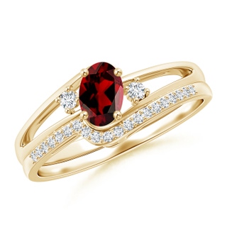 6x4mm AAAA Oval Garnet and Diamond Wedding Band Ring Set in Yellow Gold