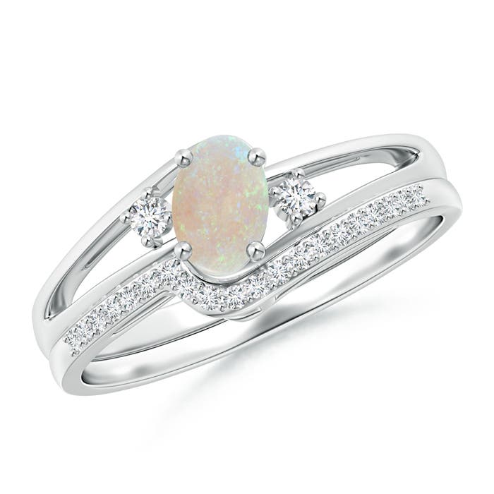 AA - Opal / 0.41 CT / 14 KT White Gold