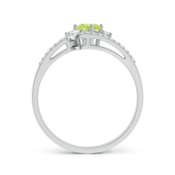 A - Peridot / 0.61 CT / 14 KT White Gold