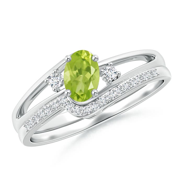 AA - Peridot / 0.61 CT / 14 KT White Gold